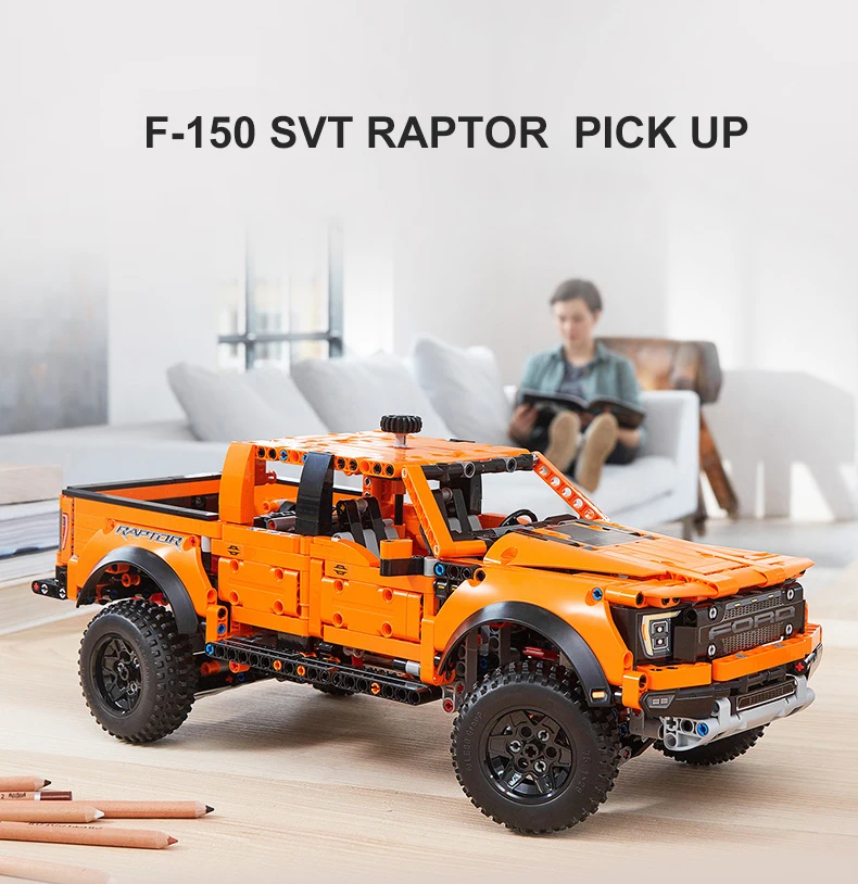 Compatible avec LEGO Technic Ford Raptor 1379 pièces