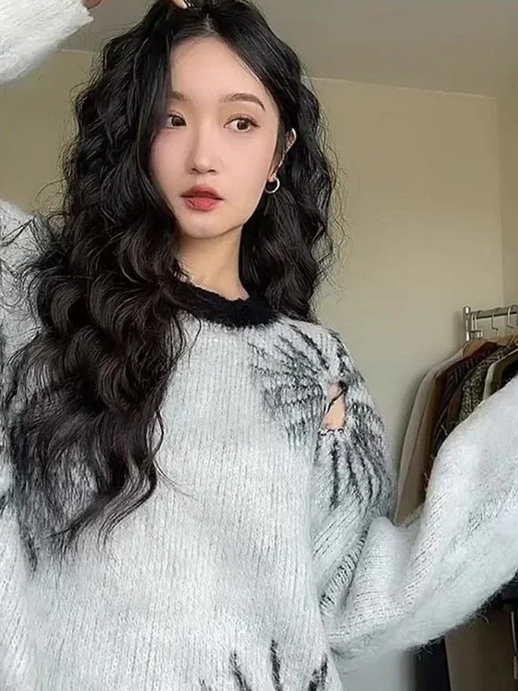 

2024 Grunge Hollow Out Streetwear Pullovers Autumn Winter Casual Loose Flower Jumpers Fashion Sweet Y2k Aesthetic Women Sweaters