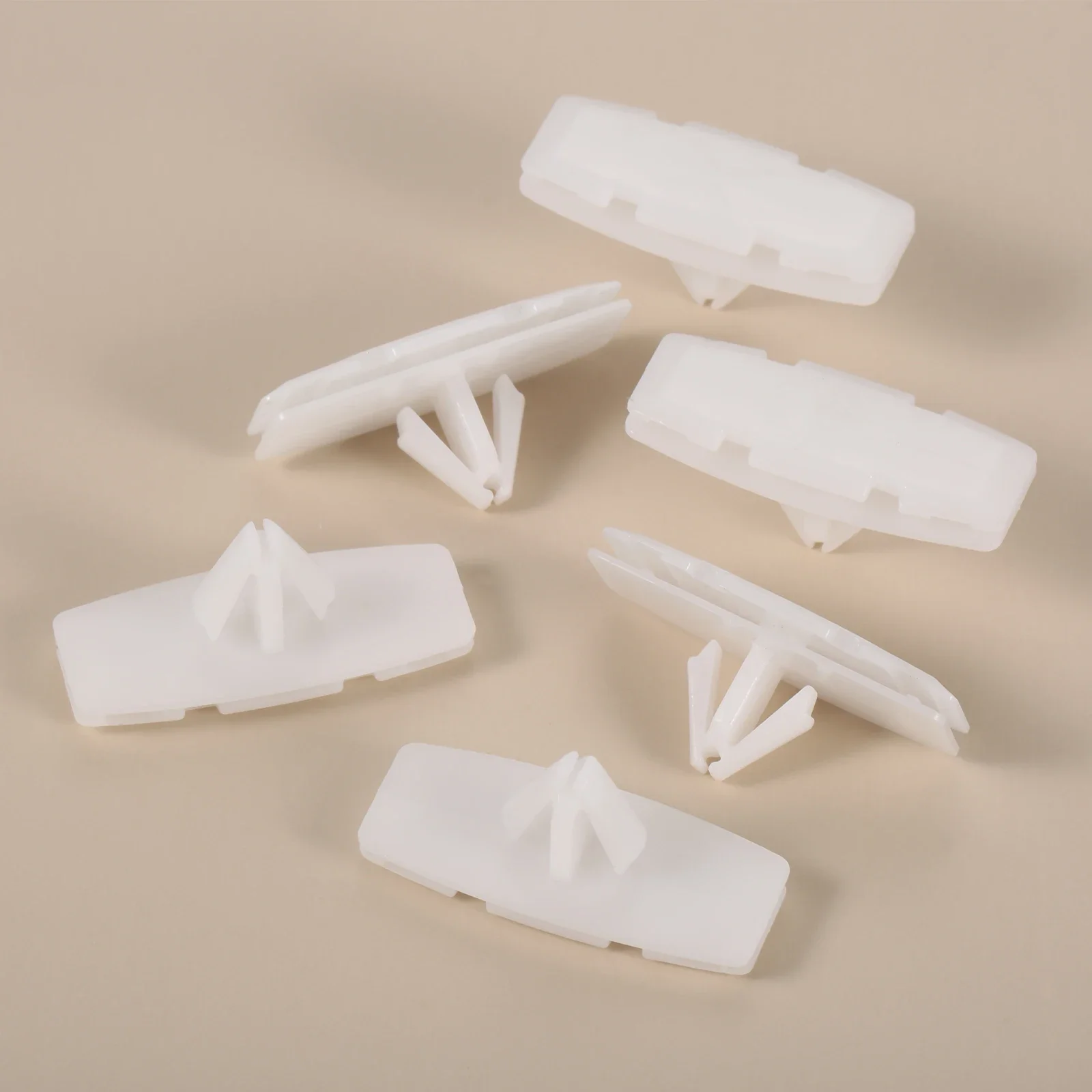 6Pcs Car Fender Flare Fermo Clip Push Fermo Pin Rivet Rocker Molding Clip 68395634Aa Per Jeep Gladiator Jt Wrangler Jl