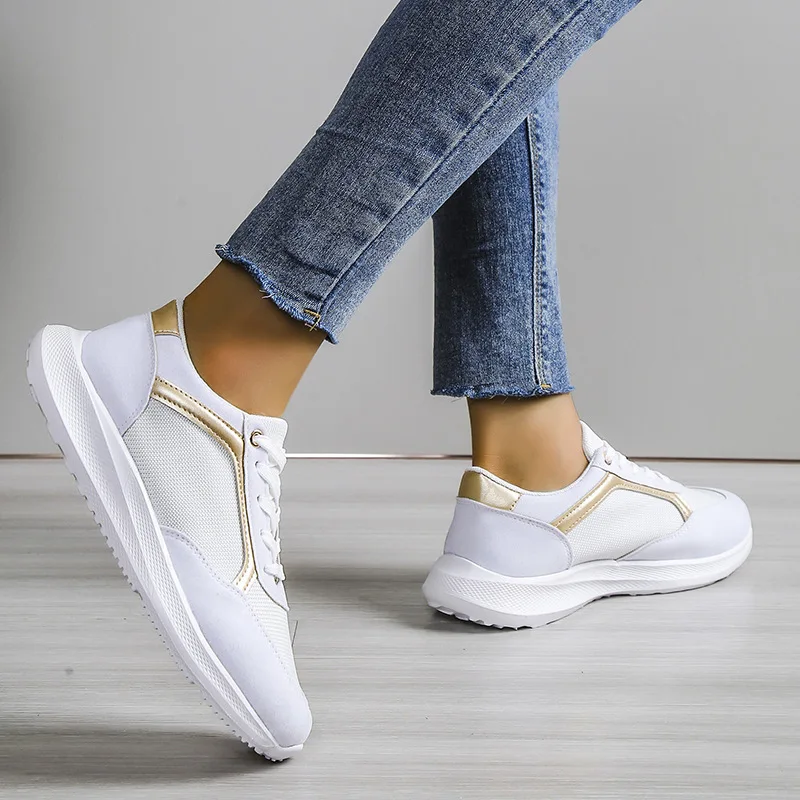 

New Student Sport Shoes Women Fashion Sneakers Lace Up Vulcanized Shoes Outdoor Walking Running Shoes Ladies Casual Loafers