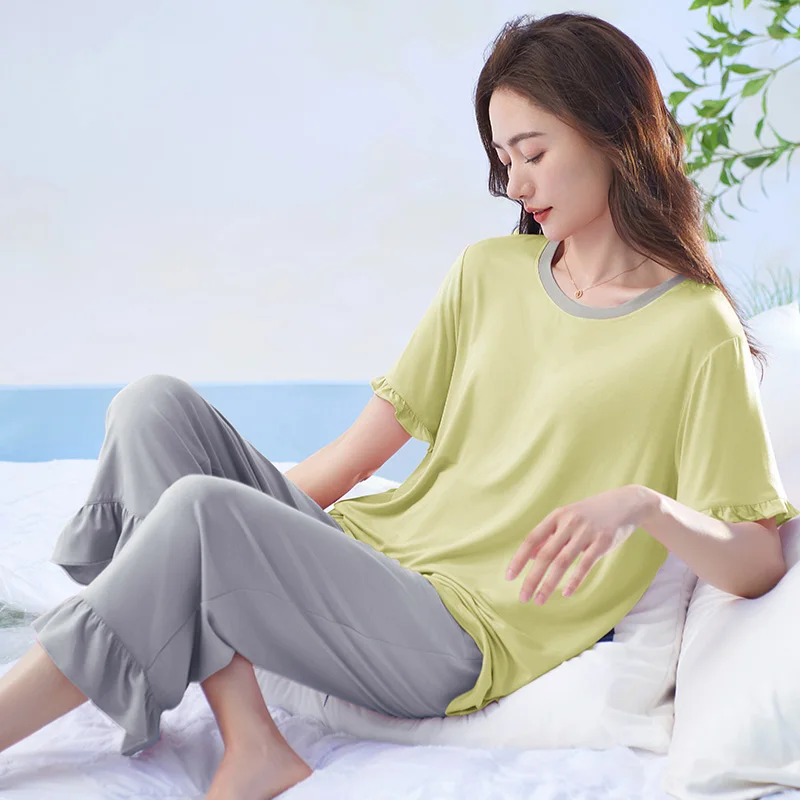 

Пижамный комплект Женский из модала, модный однотонный спортивный костюм с коротким рукавом, штаны до щиколотки с воланом, одежда для сна