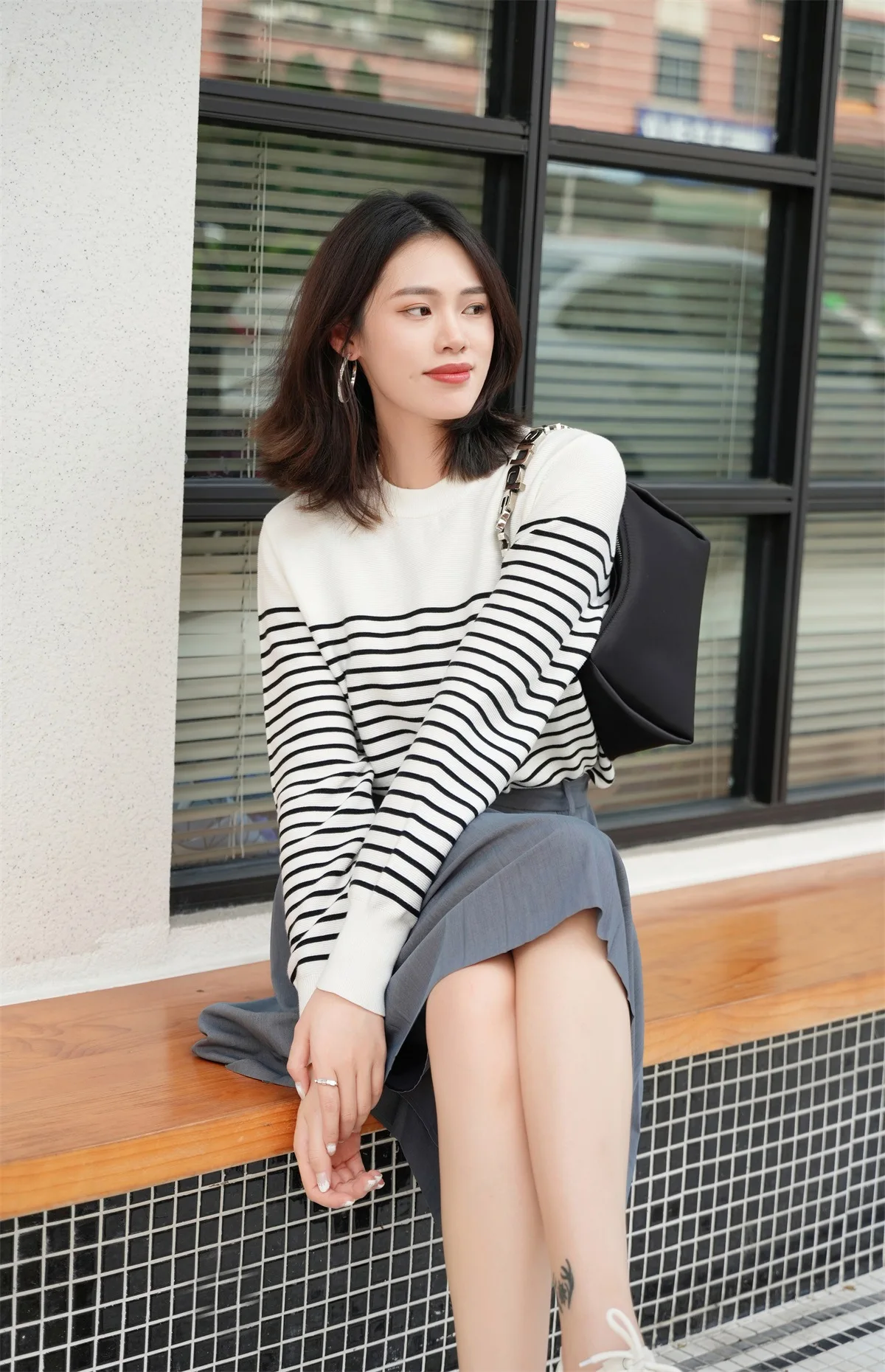 

2023 Autumn/Winter Women's Round Neck Long Sleeve Pullover Knit