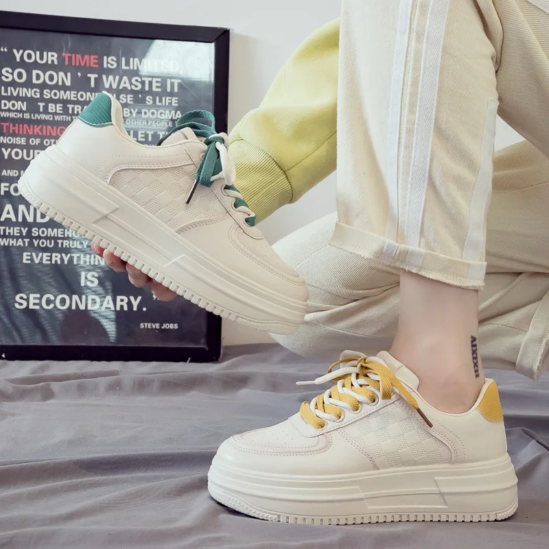 2024 Summer New Versatile Dad Shoes Women's Thick Sole Sports Heightening Little White Shoes Breathable and Comfortable Popular