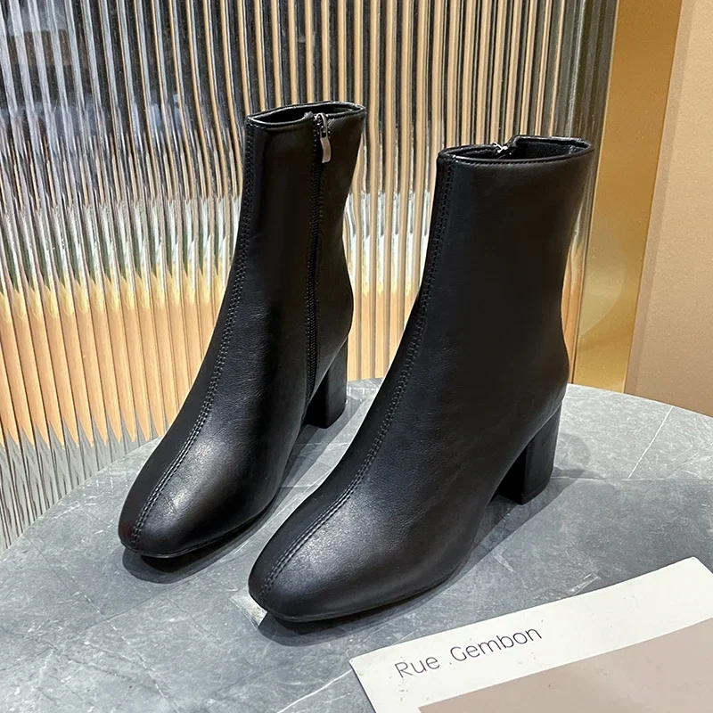2022 Spring and Autumn New Fashion Short Boots Thick Heel Square Toe Low Tube Simple All-match Side Zipper Leather Boots Women