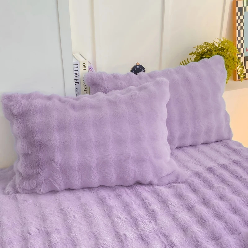 Fluffy Plush Pillowcase image 11