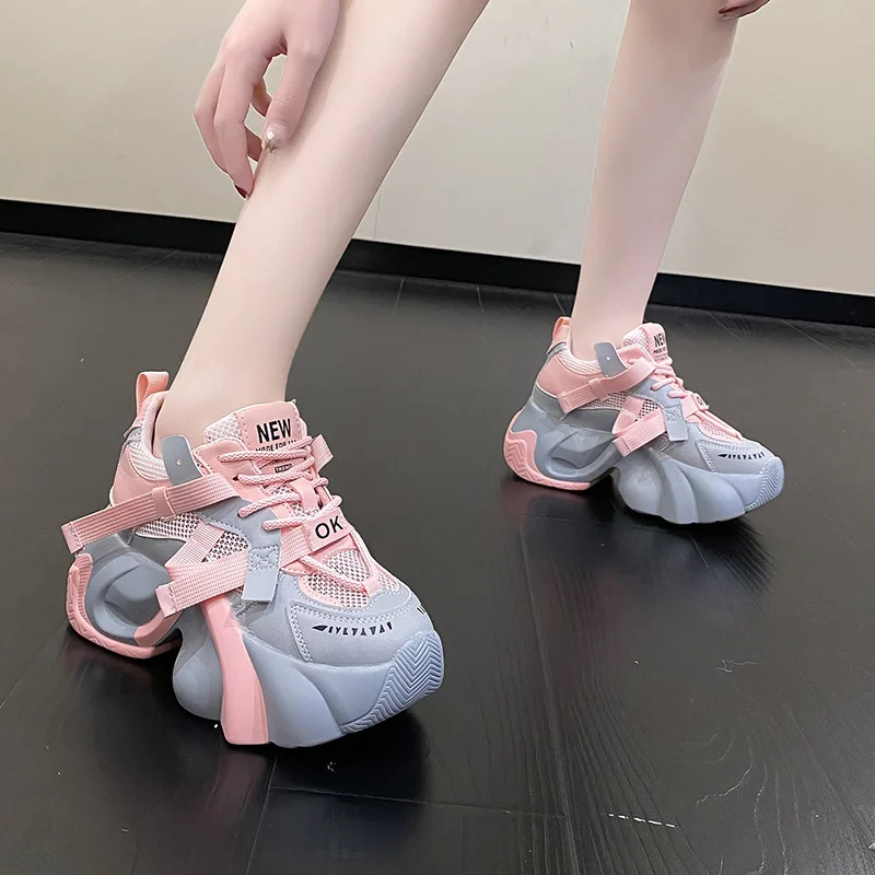 Spring And Autumn New 2023 Daddy Shoes Women'S Fashion Thick Bottom Korean Style Trendy Casual Sports Shoes Women'S Singles Gift