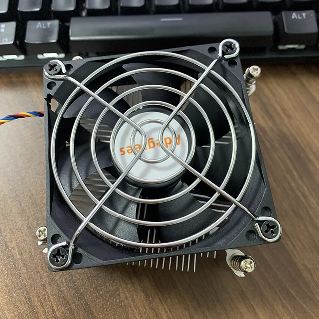 효율적인 냉각을 위한 CPU 에어 쿨러