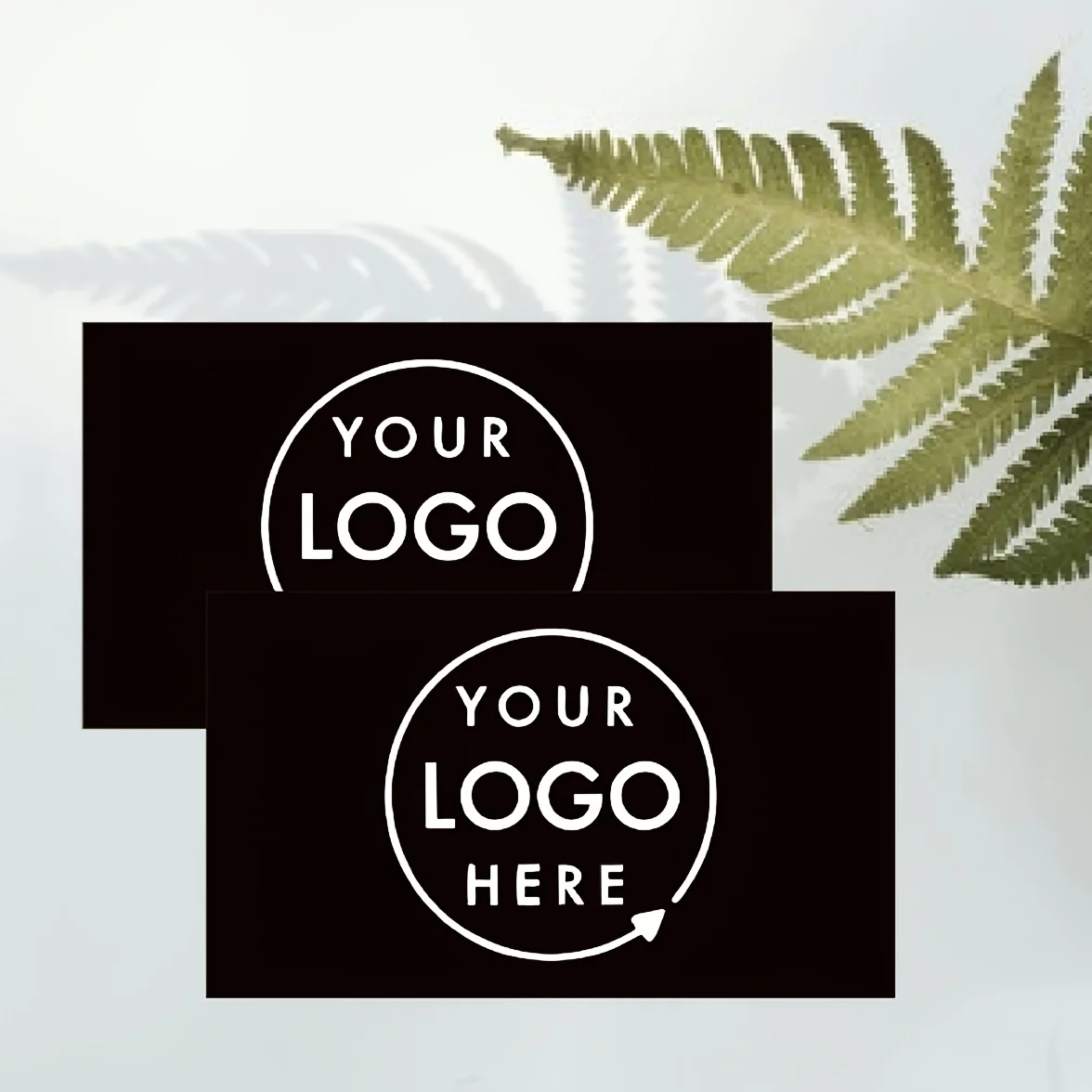 Es gibt 60er fortschrittliche schwarze Karten mit individuellen Logos, einschließlich Geschenkkarten und individueller persönlicher Visitenkarten.