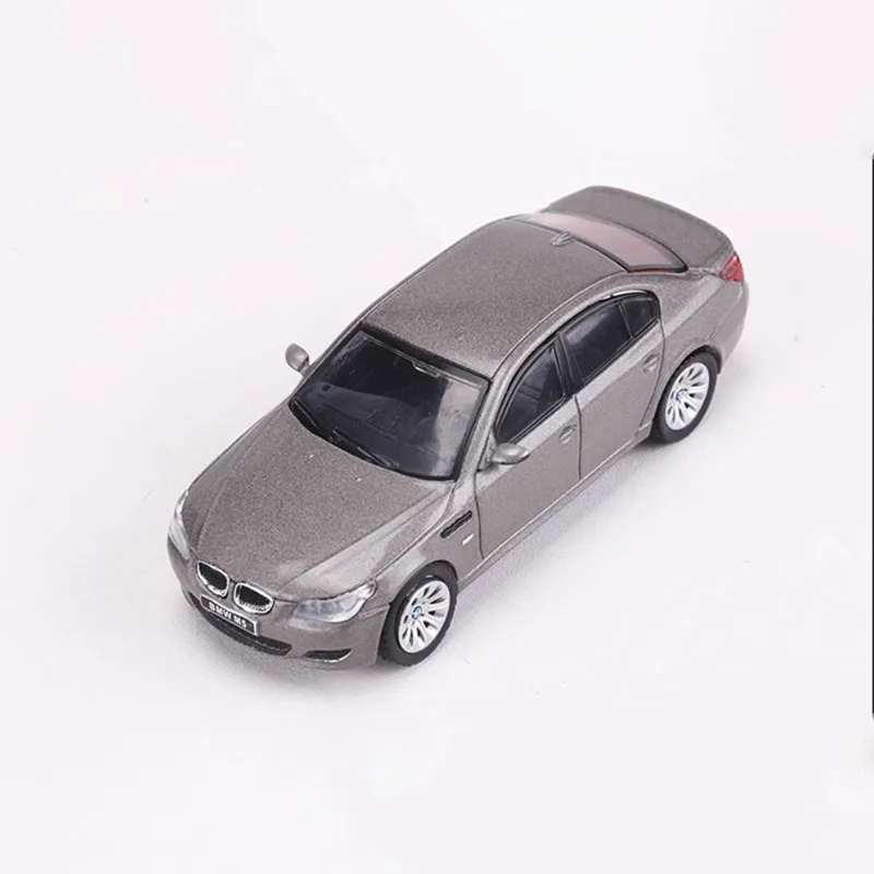 섀도우 다이캐스트 오리지널 1:64 스케일 합금 자동차 모델 M5(E60) 컬렉션 장식 장난감 선물 기념품 디스플레이