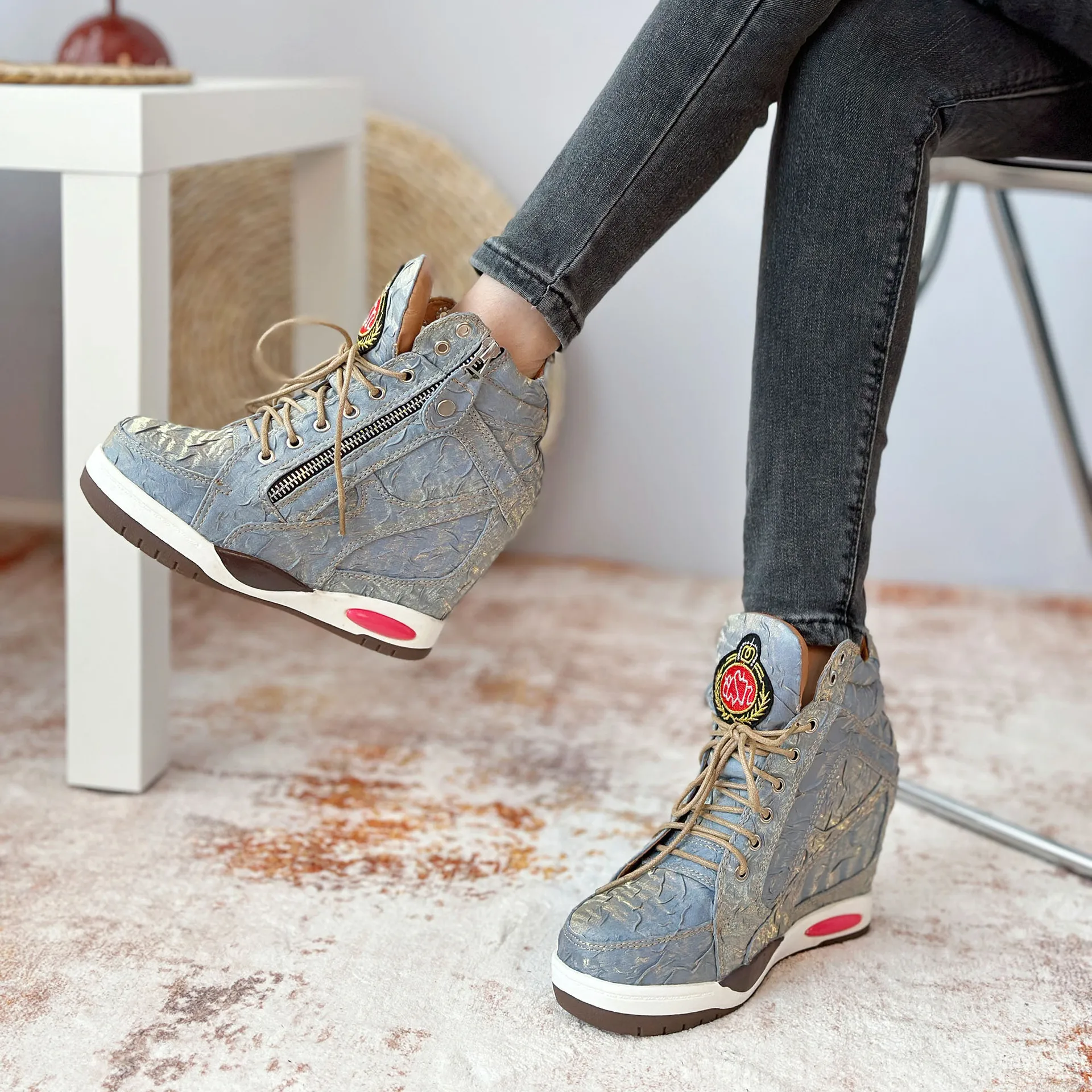 أحذية رياضية نسائية 2025 منصة الموضة مصمم نعل سميك...