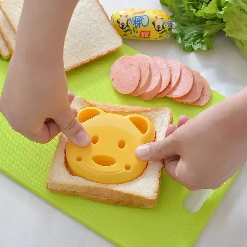 Creative Cute Bento Bread Cutting DIY Children Cartoon Bear Sandwich Rice Ball Model Baking Pastry Tool New Kitchen Accessories