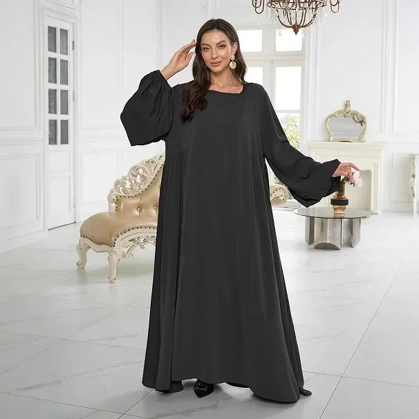 New 2025 Muslim Women's Long Robe Dress Simple Style Middle East Abaya One Piece Garment for Women Elegant Fashionable