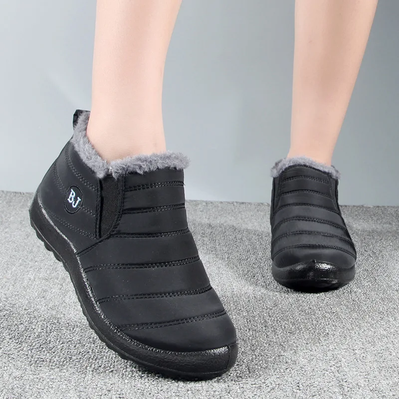 Botas de nieve para Mujer, zapatos de plataforma sin cordones, botines impermeables de felpa, Invierno