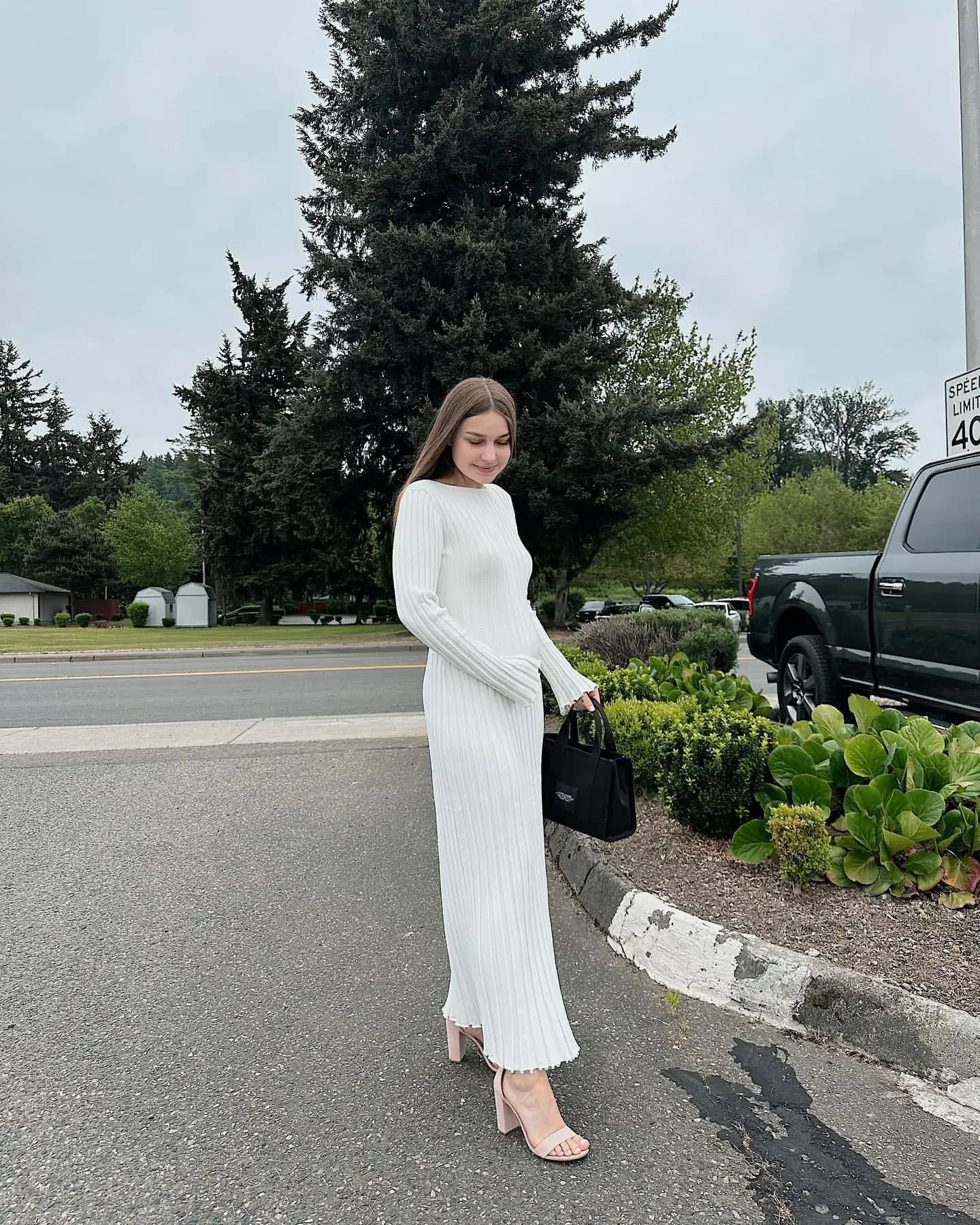 Fall Winter New Knitted Long Dress Female Casual Slinky High Waist Rib Sweater Bodycon Dresses Lady Holiday Party Outfits