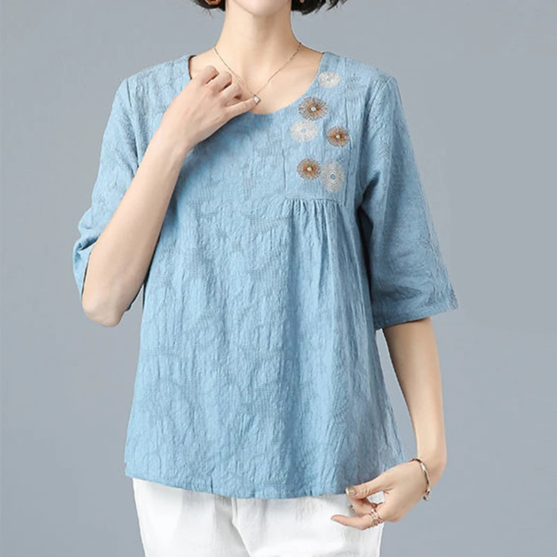 

2022 summer new cotton and linen short-sleeved T-shirt women's jacquard embroidery bottoming shirt literary retro sleeve top