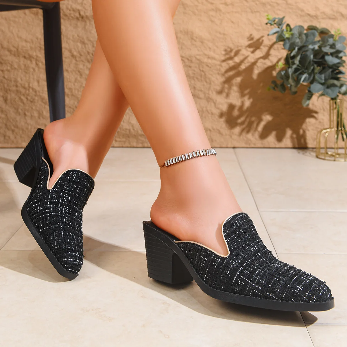 2025 Fashion Women's Closed Toe Sandals Spring Autumn Low Heel Slippers & Dressy High Heel Pumps Versatile Ladies Shoes