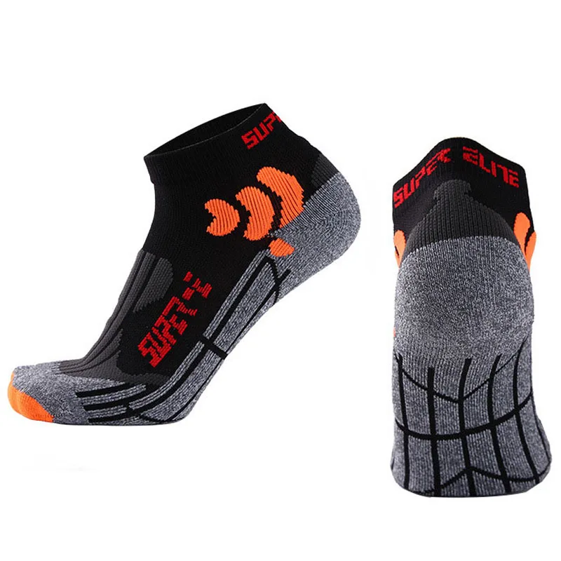 

5 Pairs Men's Sports Running Socks Breathable Sweat Absorbing Anti Friction Quick Drying Outdoor Sports Short Socks Size 39-45