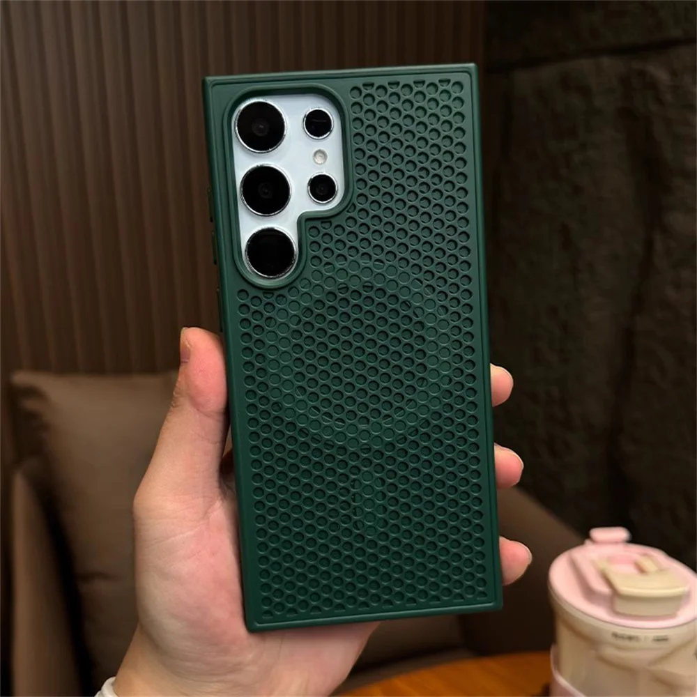 Enhanced Heat Dissipation Magnetic Case with Cooling and Wireless Charging Features