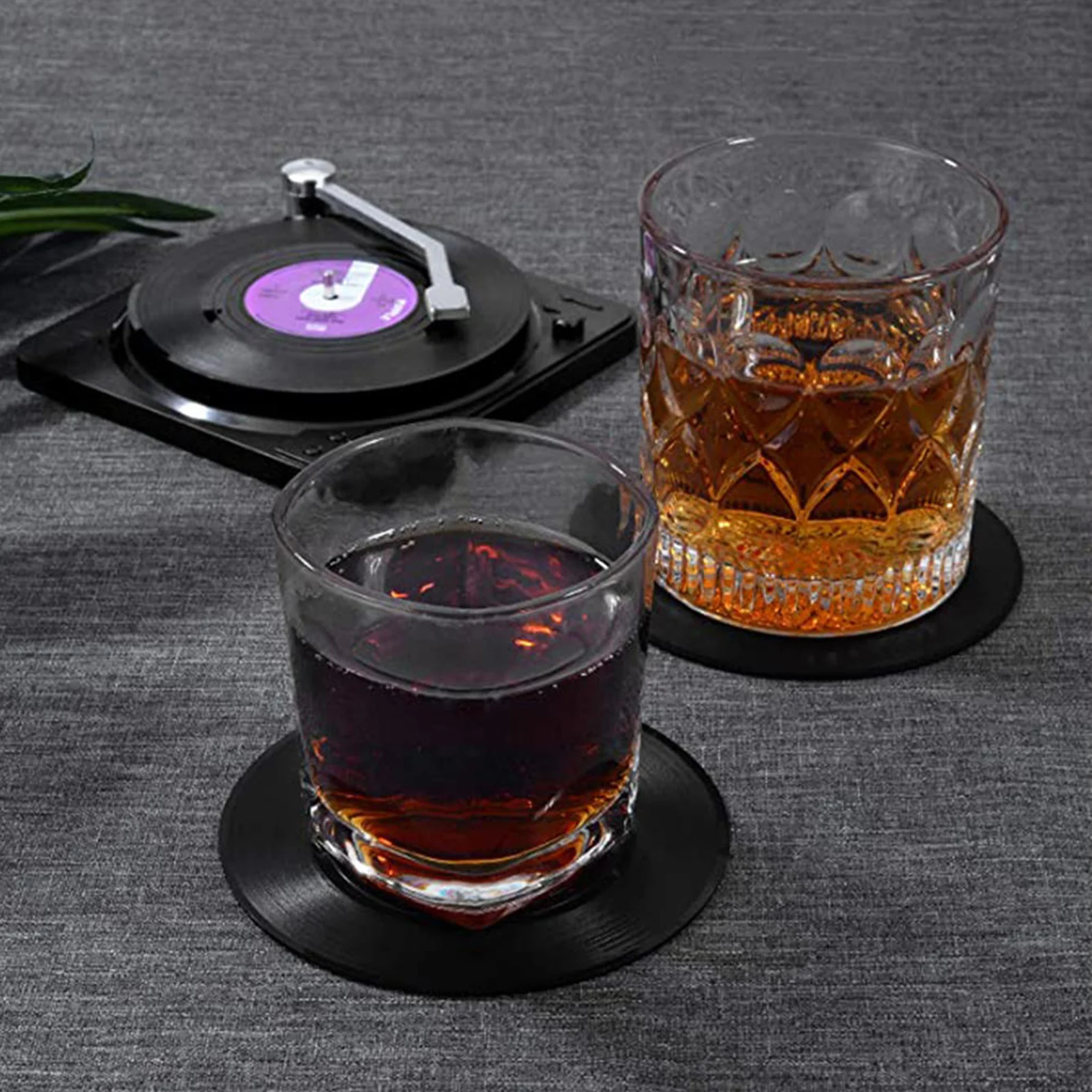 Vintage Mug Coaster Creative Set of 6 Vinyl Coasters for Drinks Music Coaster with Player Holder Record Disk Coaster Mug Pad Mat