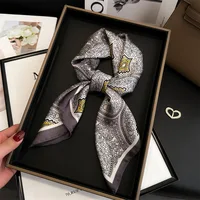Luxury Vintage Print Square Scarf Hijabs Neck Shawl Stylish Women Multi-functional Bandana Neck Protector Simulated Silk Scarf 4