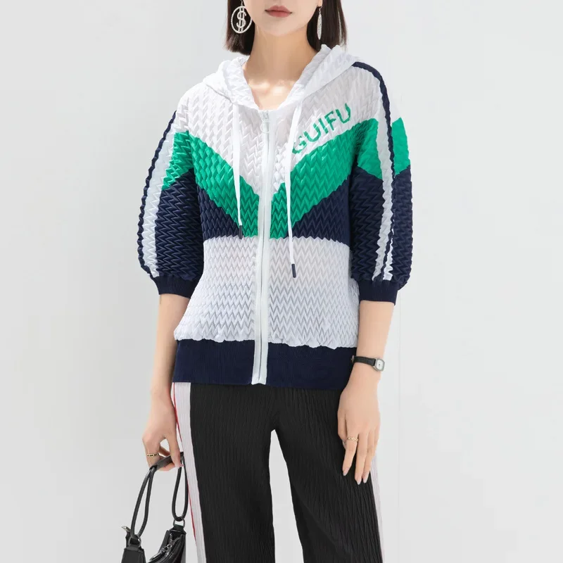Miyake Pleated Fashion Loose Sweatshirt Jacket for Women 2024 Spring New Casual Versatile Contrast Color Hooded Zipper Top