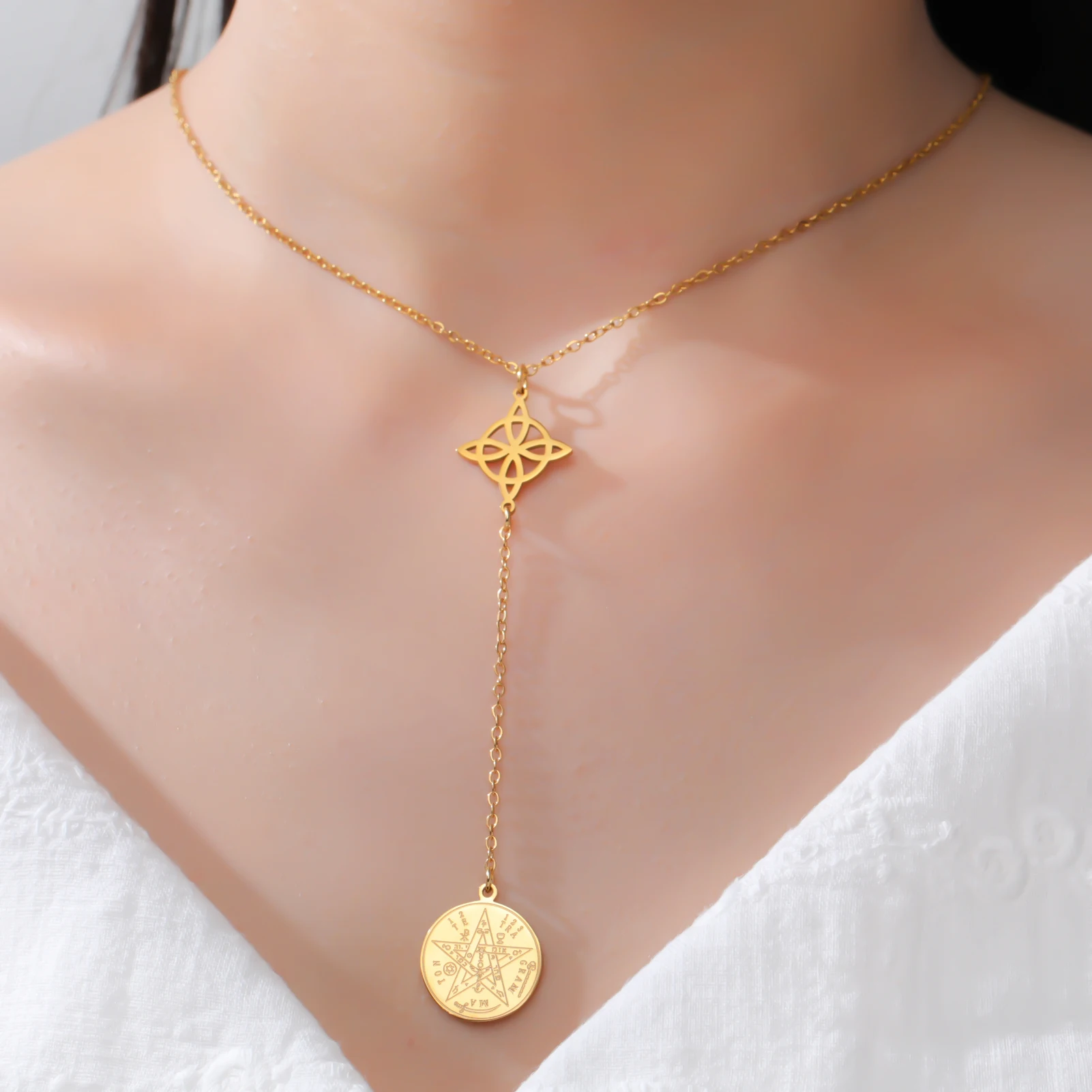 Skyrim-collar con colgante de nudo de bruja, tetragrammaton, doble amuleto, protección, collares de acero inoxidable, regalo de joyería de pentagrama 6