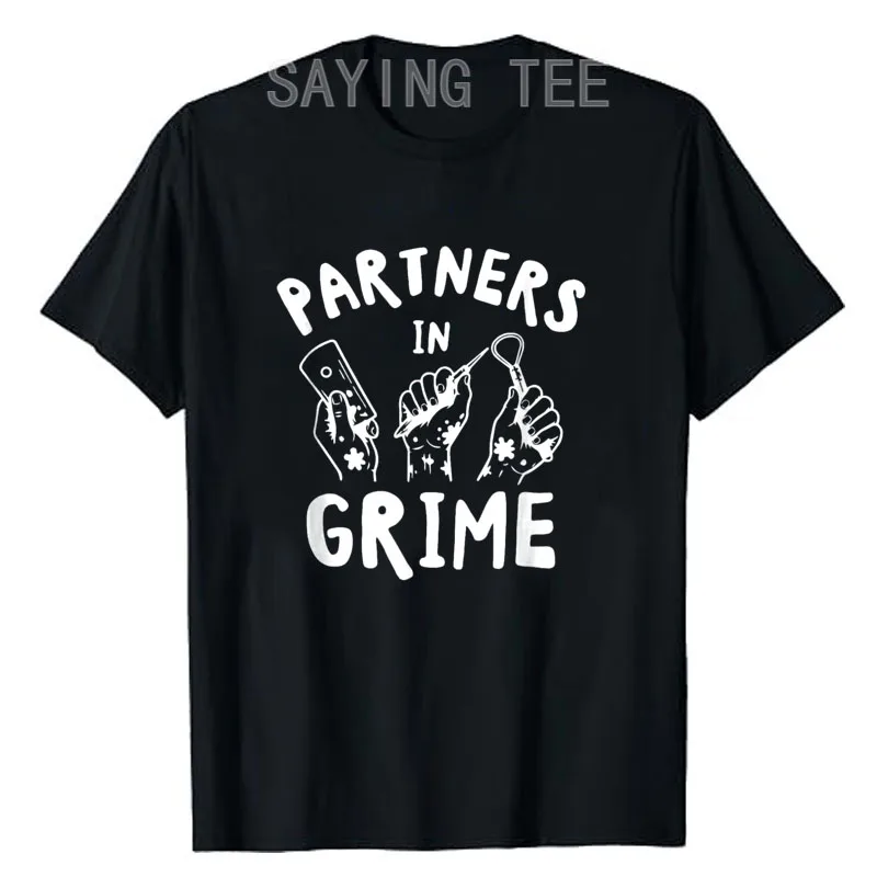 Partners in Grime T-Shirt: Lustiges Y2K-Design mit Töpfer-Sprüchen und Töpferwerkzeugen – Grafik-Kleidung für die Keramik-Gemeinschaft