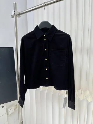 

2024 Women's Clothing Simple buttoned corduroy shirt jacket 027