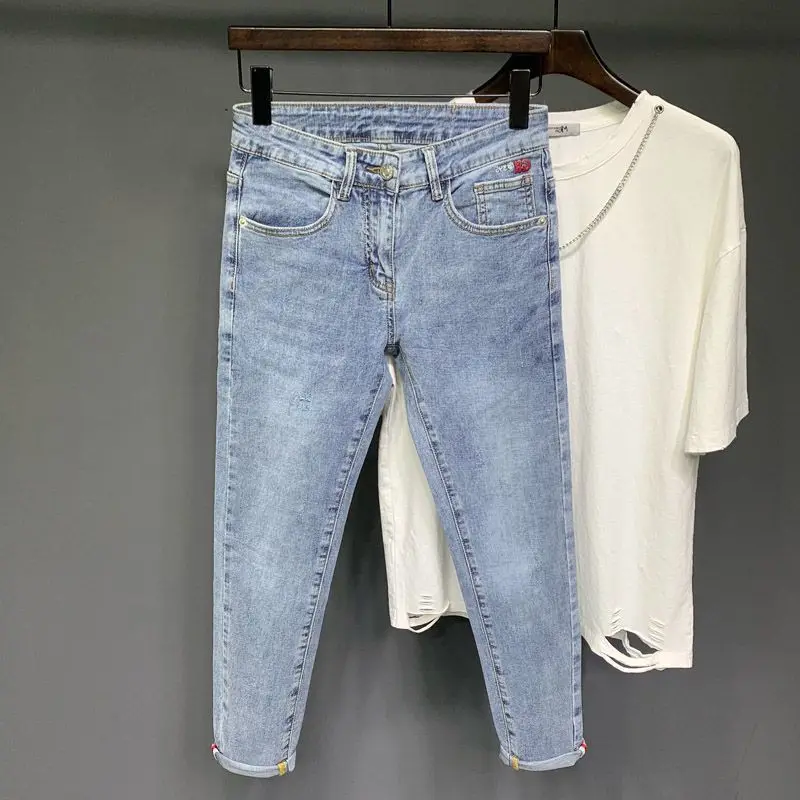 Fashion Summer Light Blue Stretch Washed Casual Jeans for Men Korean Stylish Slim Stretch Denim Ripped Holes Distressed Trousers