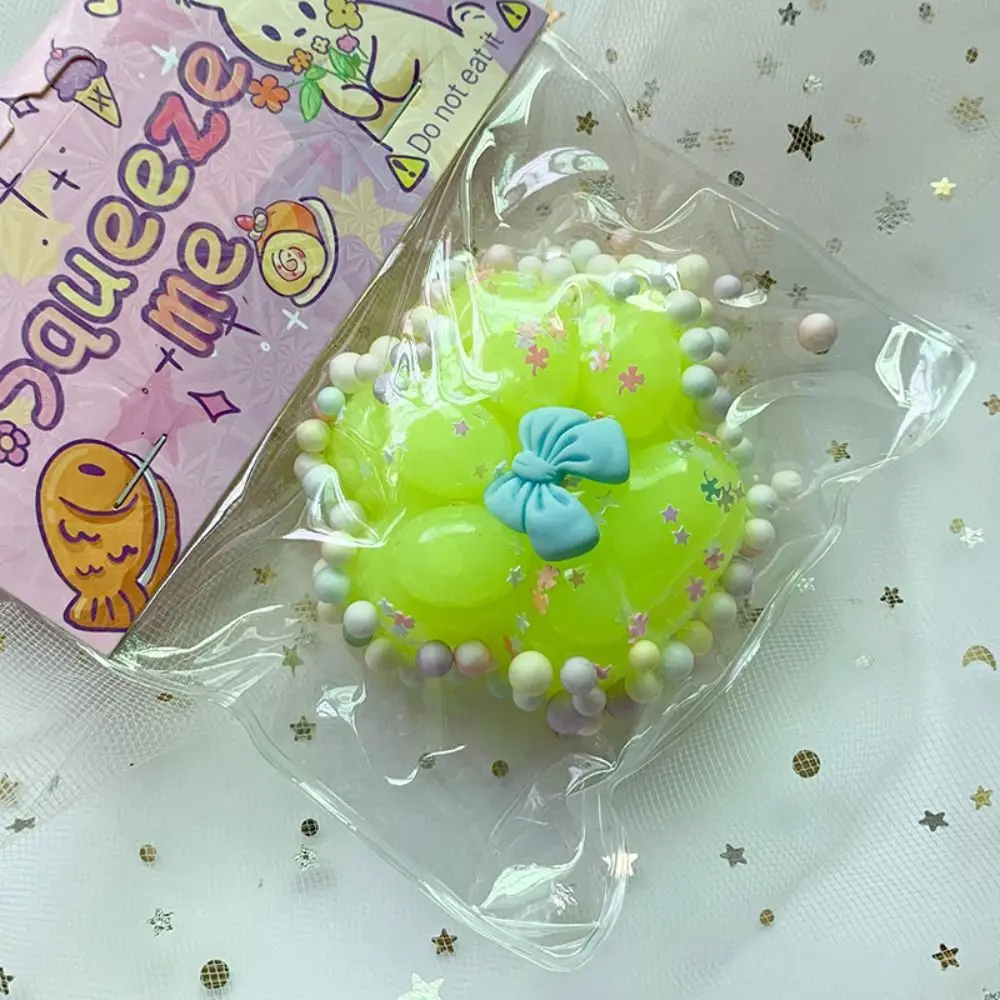 Funny Soft Squeeze Cat Paw Toys Cute Luminous Decompressing and Pinching Toys Sticky Kids Birthday Gifts 3