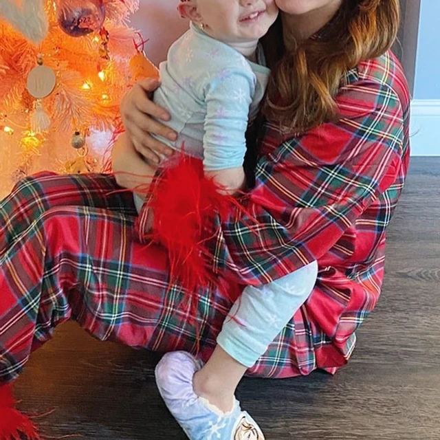 Women's 2 Pieces Pajama Set Long Sleeve Lapel Button Blouse Shirt Tops + Plaid Pants Sleepwear Sets Xmas Furry Trim Pj Sets 5