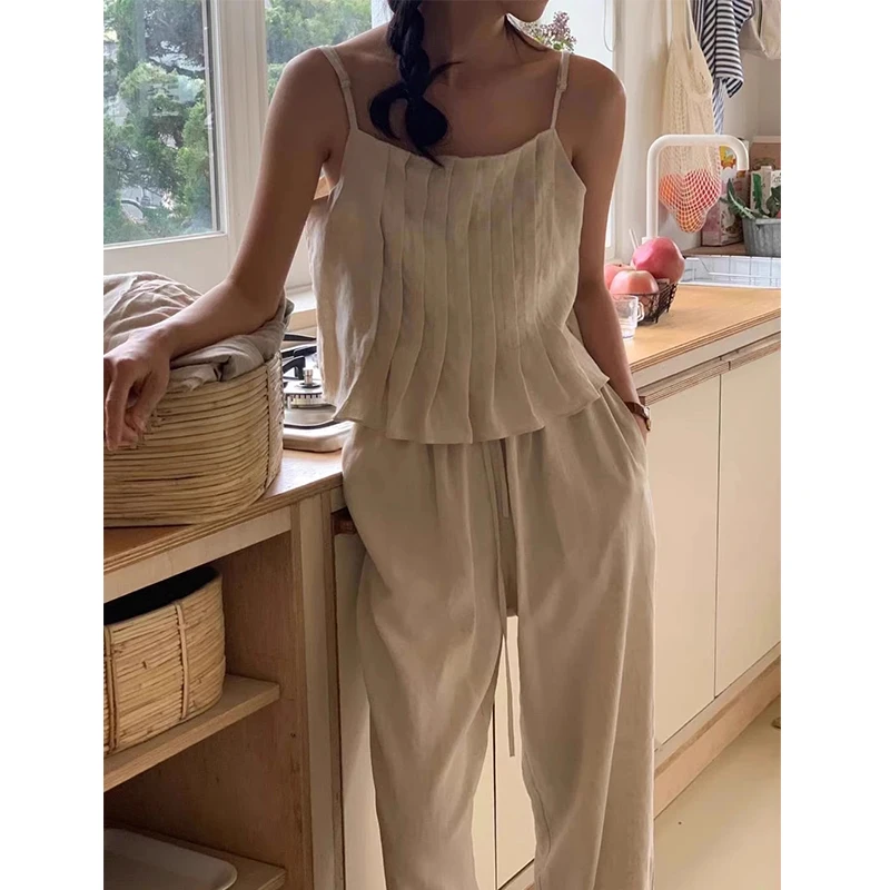 

Clothland Women Elegant Camis Pants Suit Pleated Sleeveless Shirt Long Trousers Summer Chic Two Piece Set Mujer TA040