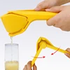 Lemon Squeezer Effortless Hand Citrus Press Food-grade Plastic Manual Juicer Squeezer For Lemon Lime Cirtus Orange 3