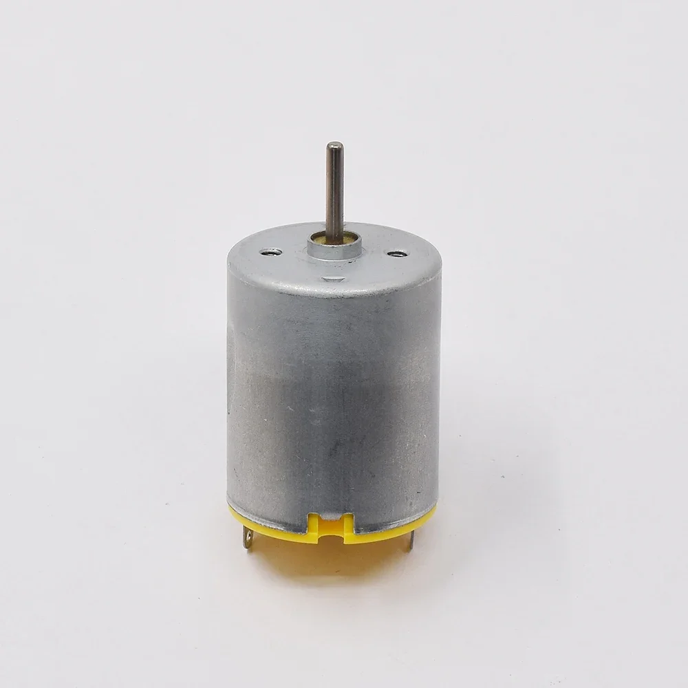 Détail de l'étiquette du moteur RC 280SA-20120 indiquant 9V et 11300 tr/min