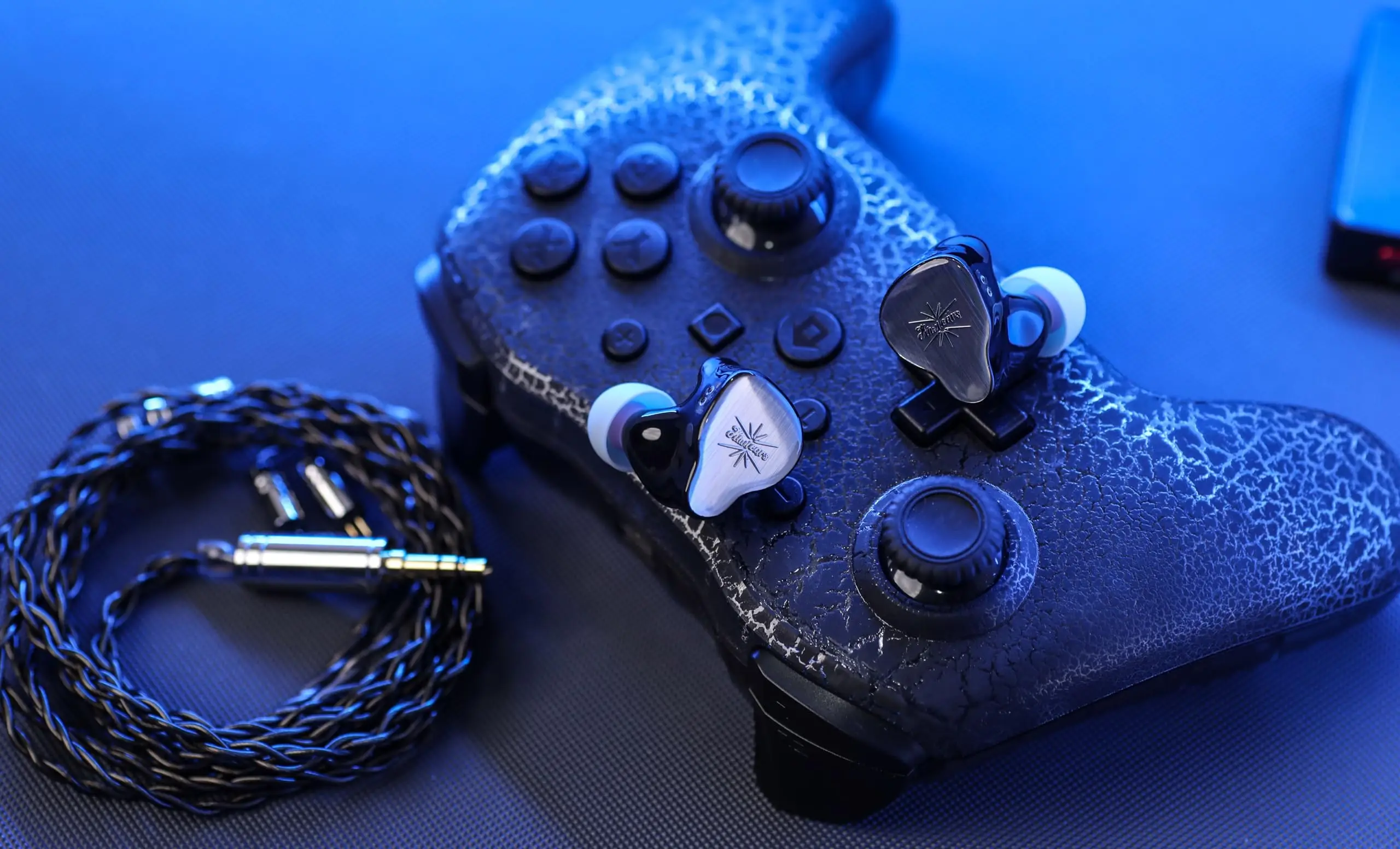 Kiwi Ears KE4 インイヤーモニター 2DD+2BA ハイブリッドイヤホン