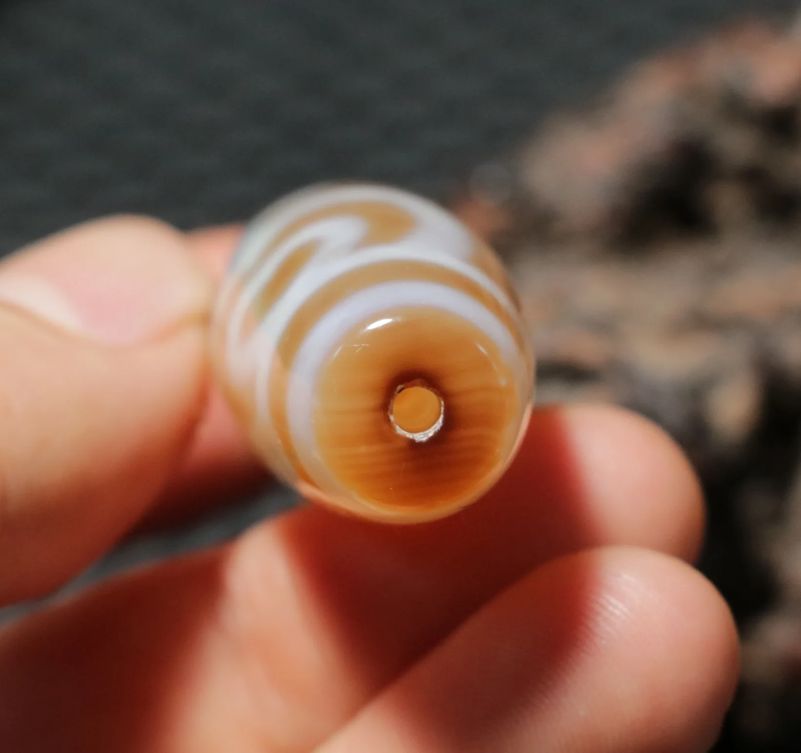 LKbrother Talisman Treasure Tibetan Old Agate Tang Color  Treasure Bottle Aquarius Smoothly dZi Bead For Pendant Amulet