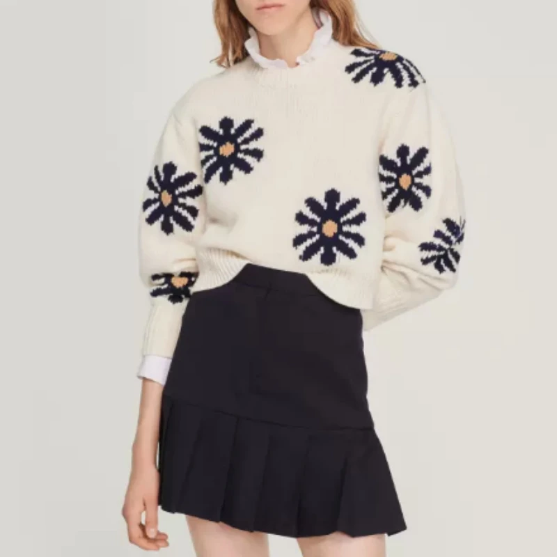 

Autumn and Winter 2023 New Elegant Ladies Daisy Jacquard Short Long Sleeve Sweater Women's Sweet Loose Pullover Knitwear