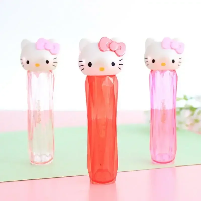 

2023 Sanrioed Cute Kawaii Cartoon Kitty Cat Cotton Swab Bottle Storage Box Cute Beauty Portable Toothpick Bottle Girls Gift