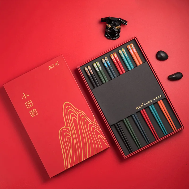 

WHYY Chinese Chopsticks Gift Box Set Sushi Stick Reusable Alloy Korean Japanese Chopstick Tableware Kitchen Accessories Palillos