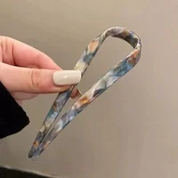 Elegant U-Shaped Hair Clips – French Twist Pins, Premium Hairpins for Women, Sophisticated & Luxurious Hair Accessories - Image 5