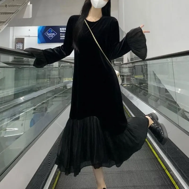 فستان نسائي متوسط الطول بأكمام مضيئة أحادية اللون...