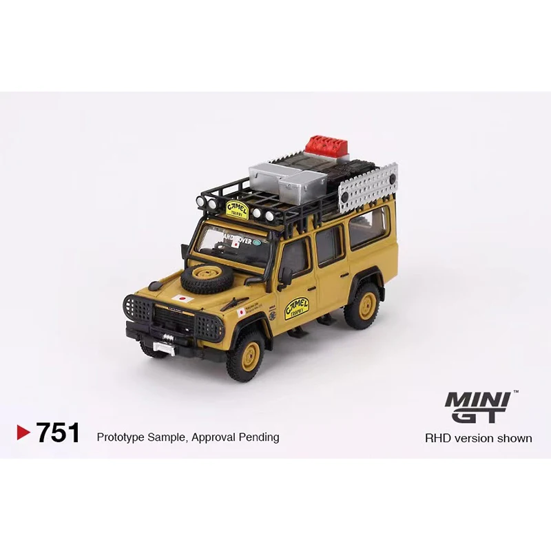 MINIGT In Stock 1:64 Defender 110 90 1989 Japan Diecast Diorama Model Collection Toys 4