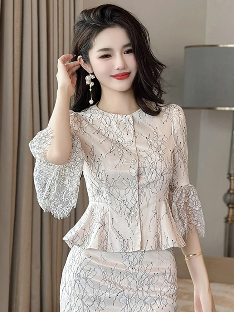 

Elegant High Quality Tops Women Ruffles Lace Pearl Buttons Shirt French OL Fashion Blouse Female Banquet Evening Party Clothes