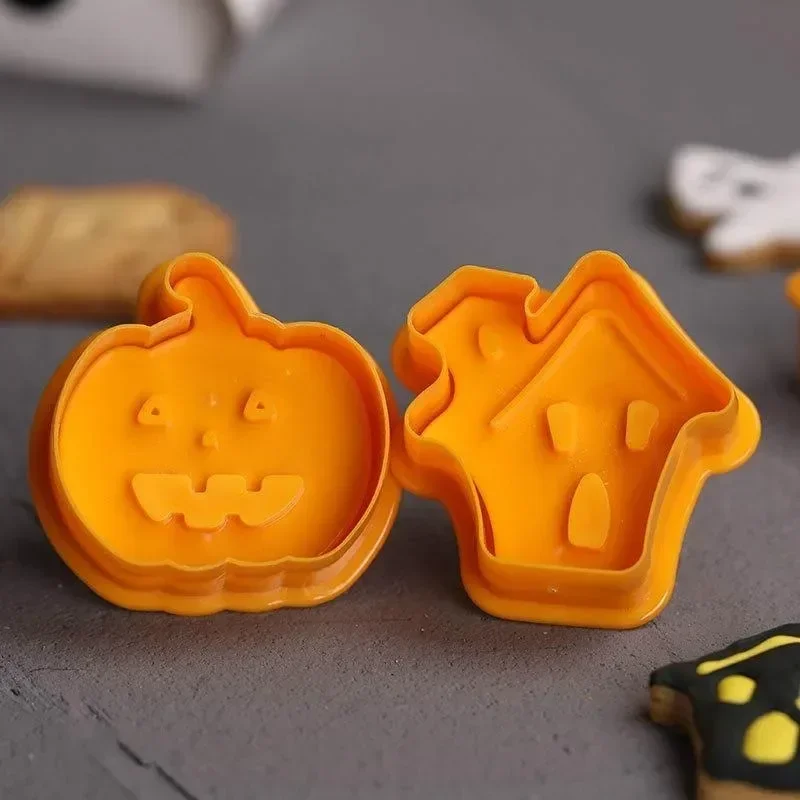 4Pcs/set Biscuit Mold Cartoon Push-type Cookie Cutter Halloween Diy Cake Decoration Cookie Molds Kitchen Gadget