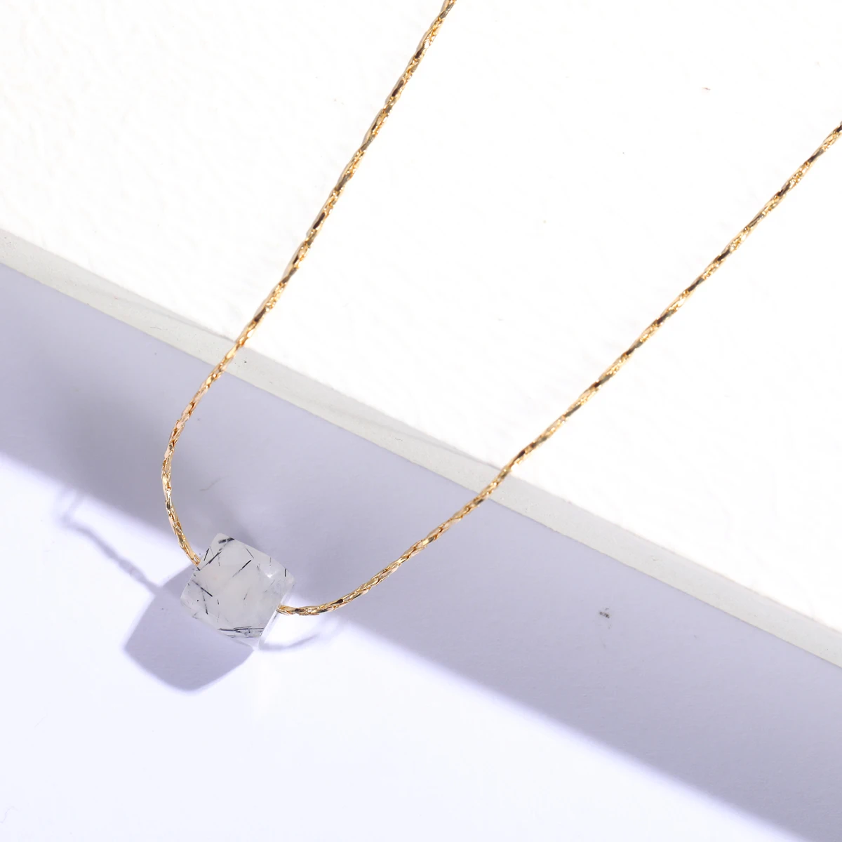 Collier d'été élégant pour femme, petite chaîne courte, violet, vert, pierre de lune à facettes naturelles, 16"_voghion.com