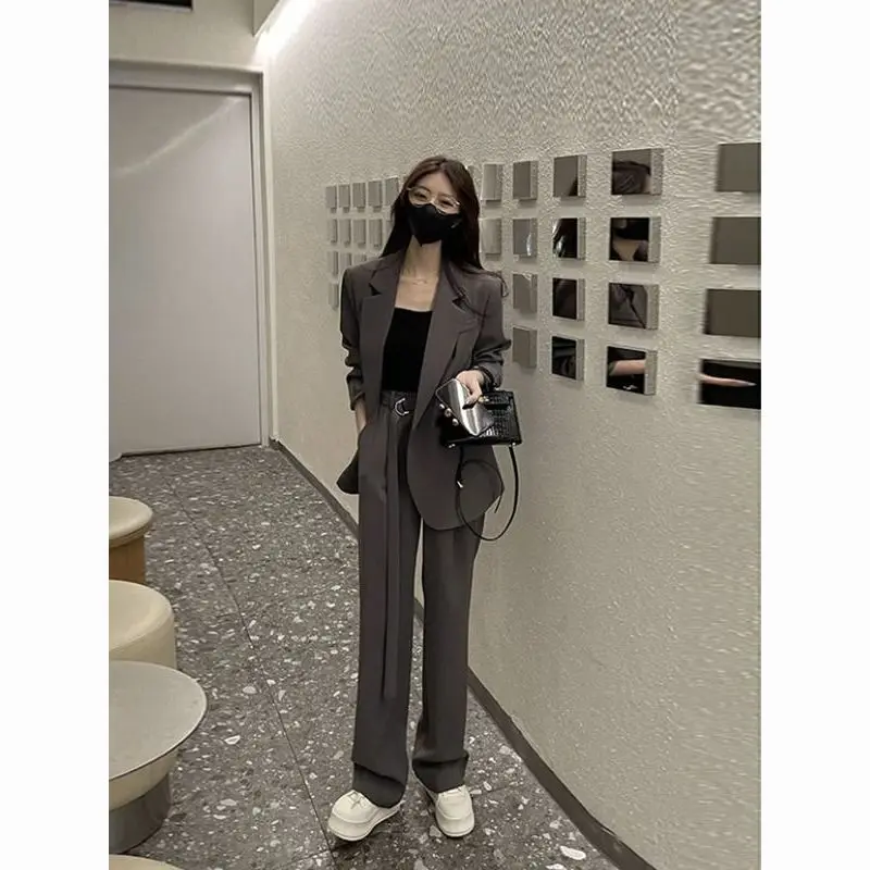 

Women's Retro Casual Short Blazer Wide Leg Pants Set Commuting Solid Color Loose Fitting Suit Jacket Lace Up Pants Two-piece Set