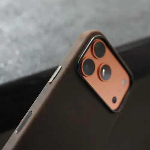 YMW Italian Crazy Horse Genuine Leather Case for iPhone 17 16 Pro Max 15 14 Personality Cowhide Magnetic Phone Cover - Image 4