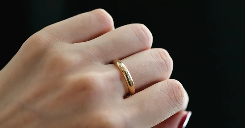 4mm simple fashion 18K gold color ring men's & women's exclusive couple wedding ring wedding rings finger rings fashion rings couple rings gold rings
