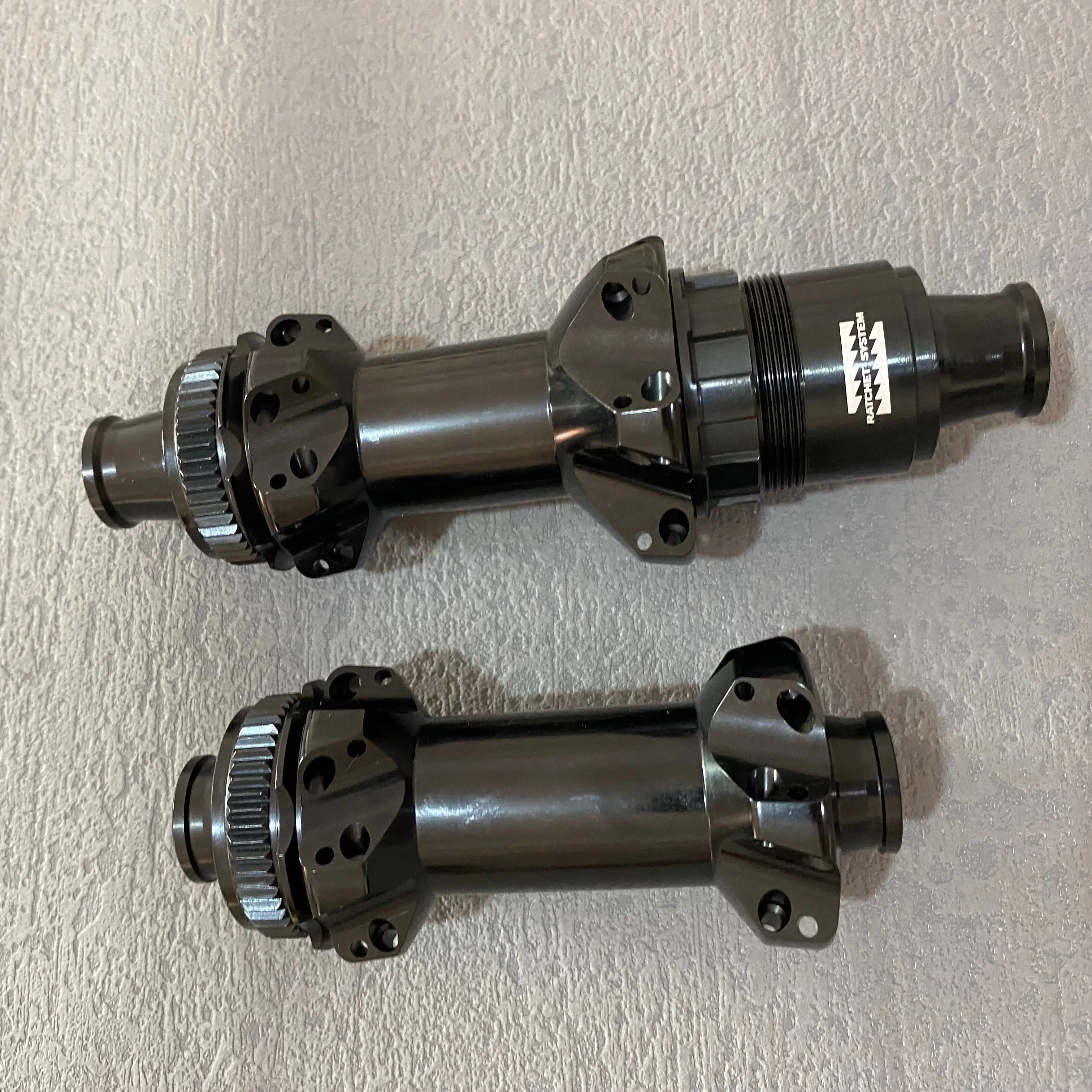 [RD275] LIGHTEST 275 gram CERAMIC Bearings Ratchet System Bike Hubs 24/