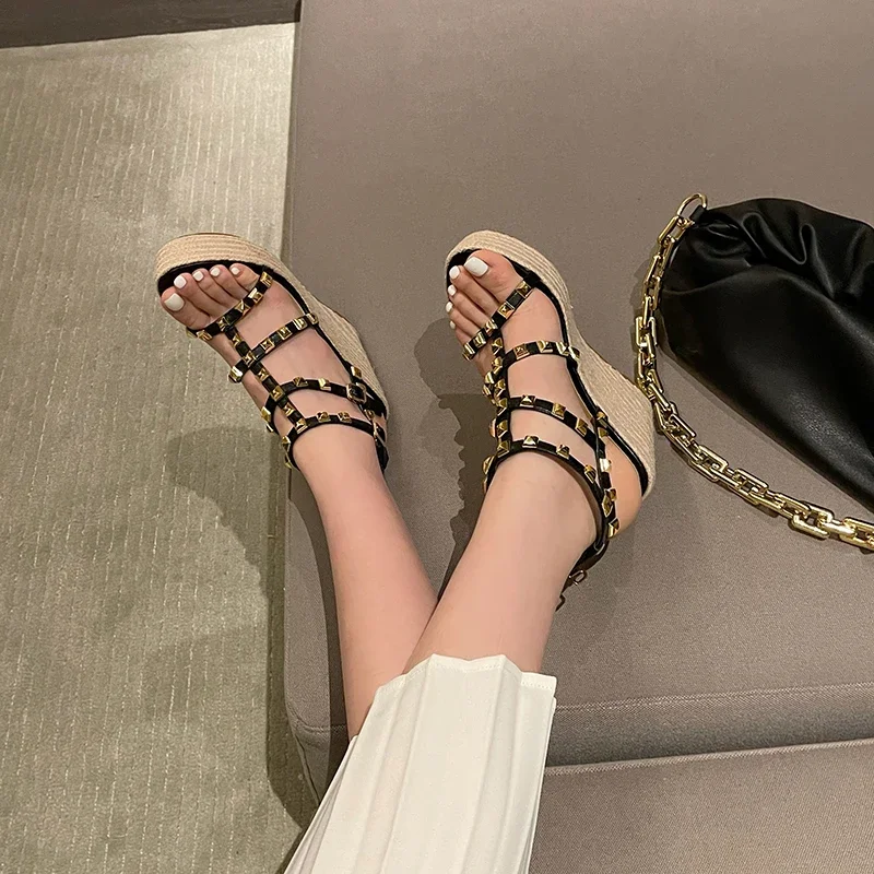 Rivet Wedges Women Sandals Open Toe Ankle Buckle Strap Ladies Platform Wedges Sandals High Heels Roman Rattan Grass Woven Shoes